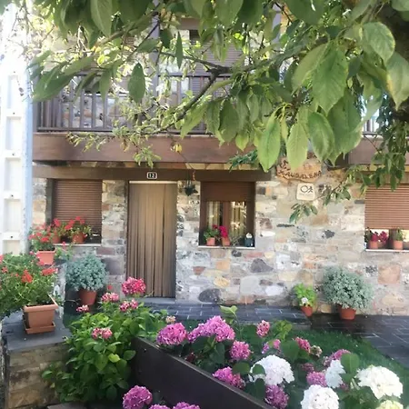 Holiday home Magdalena Espinareda de Vega